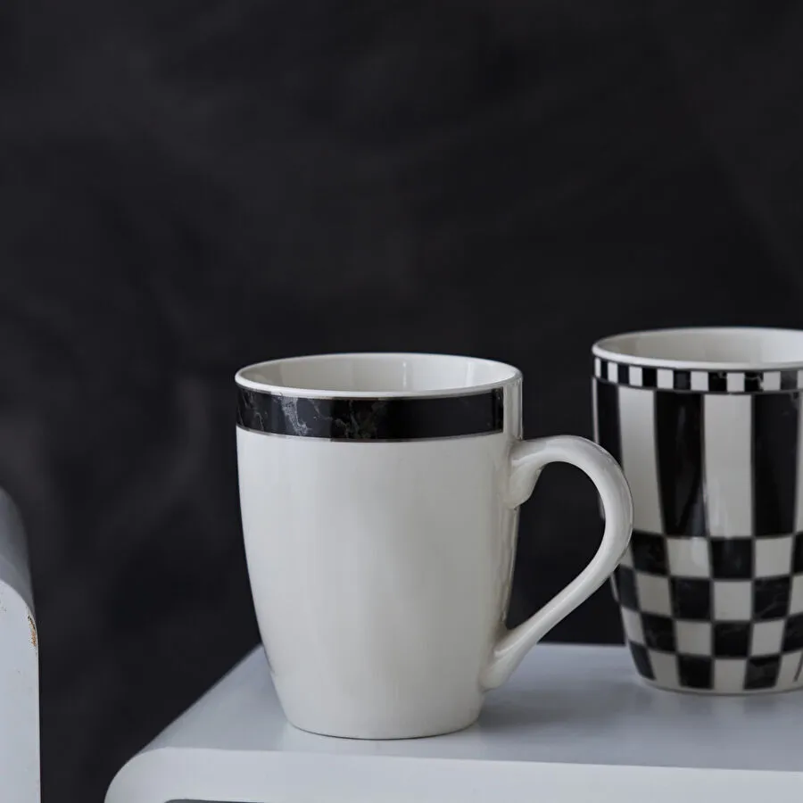 KARACA DAMALI ÇİZGİ MUG 320ML, SİYAH