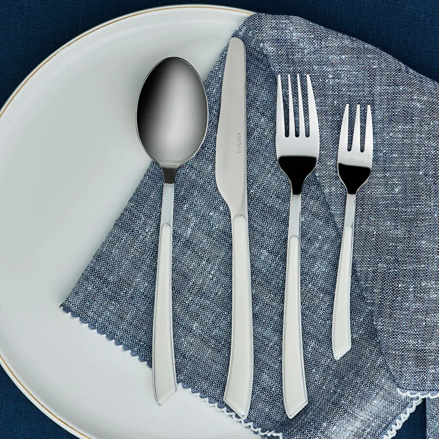 [1000152208001] طقم Karaca Lyra من 24 قطعة لـ 6 أشخاص (ملعقة، شوكة، سكين) باللون الأبيض