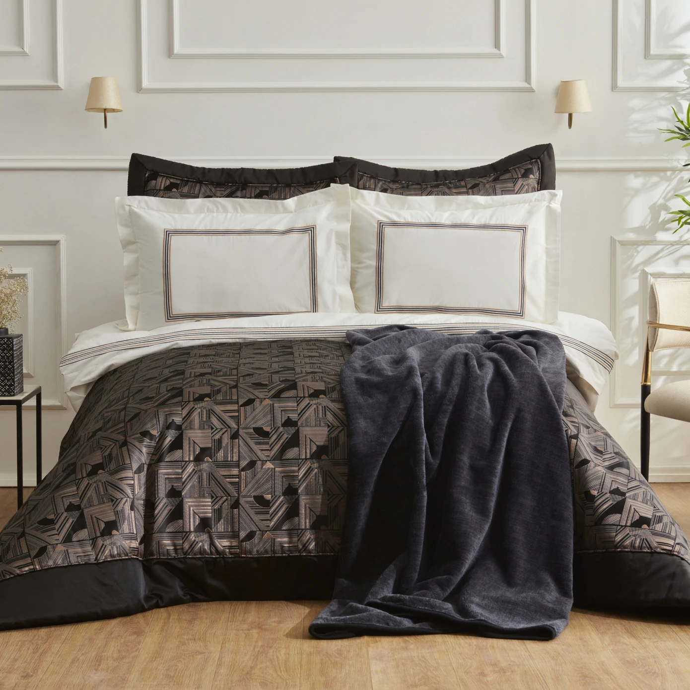 ASTERIA BLACK 8 PIECE DOUBLE SET