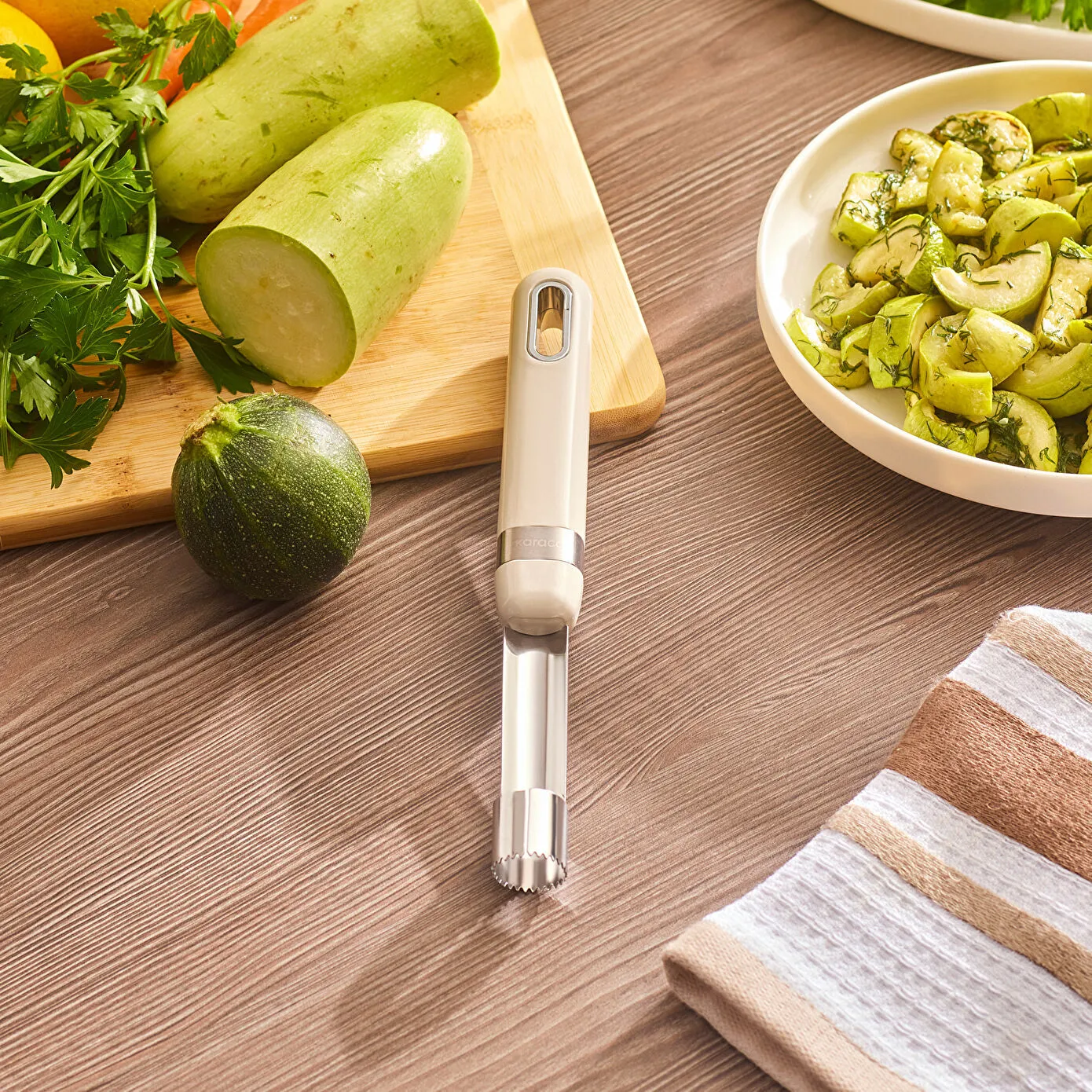 KARACA MASTERMAID OYUCU, KREM