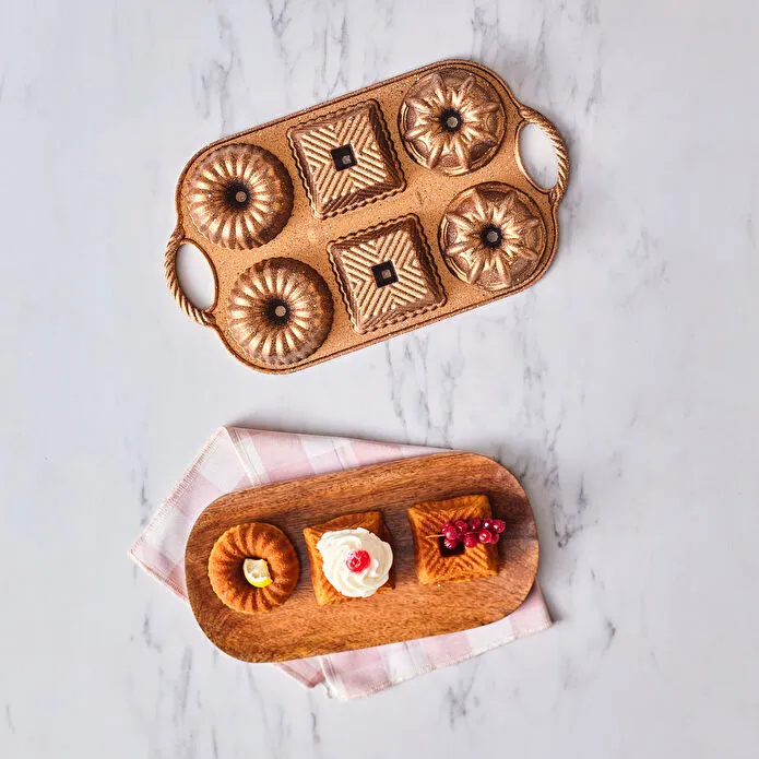 KARACA NOXIS 6'LI MUFFIN DÖKÜM KEK, GOLD