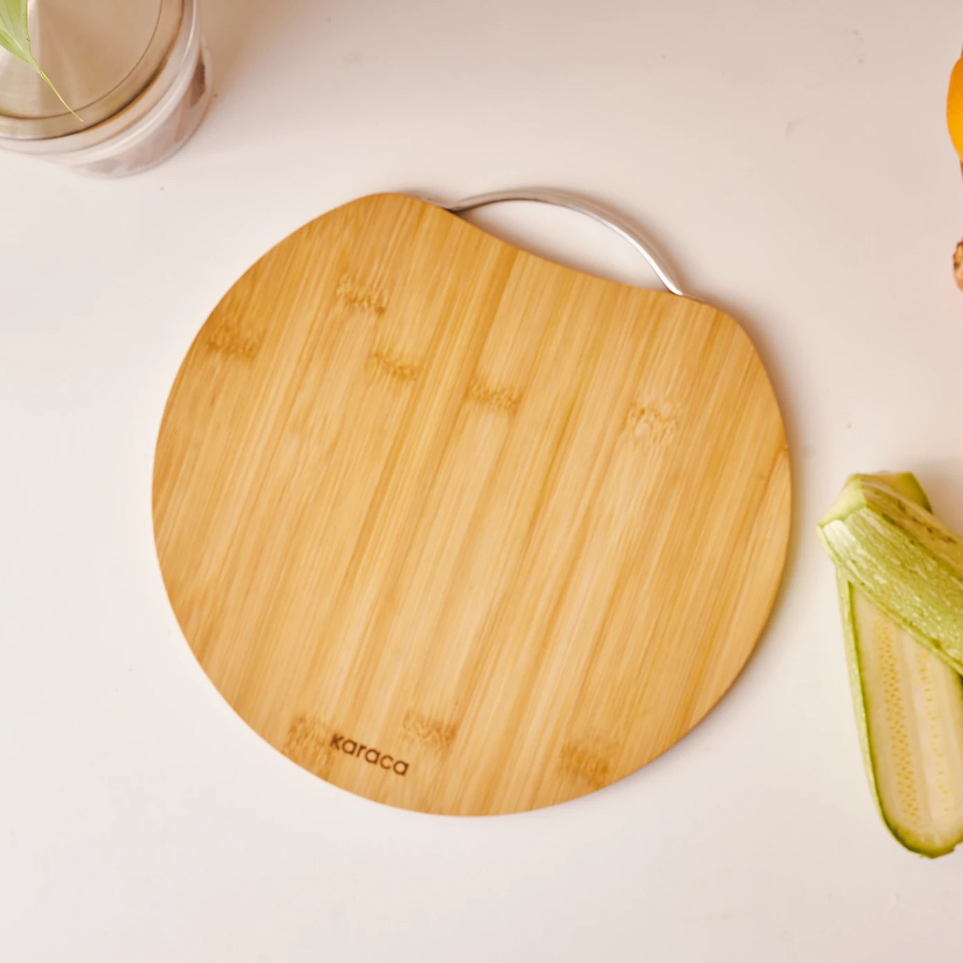 KARACA OWEN ROUND LARGE CUTTING BOARD