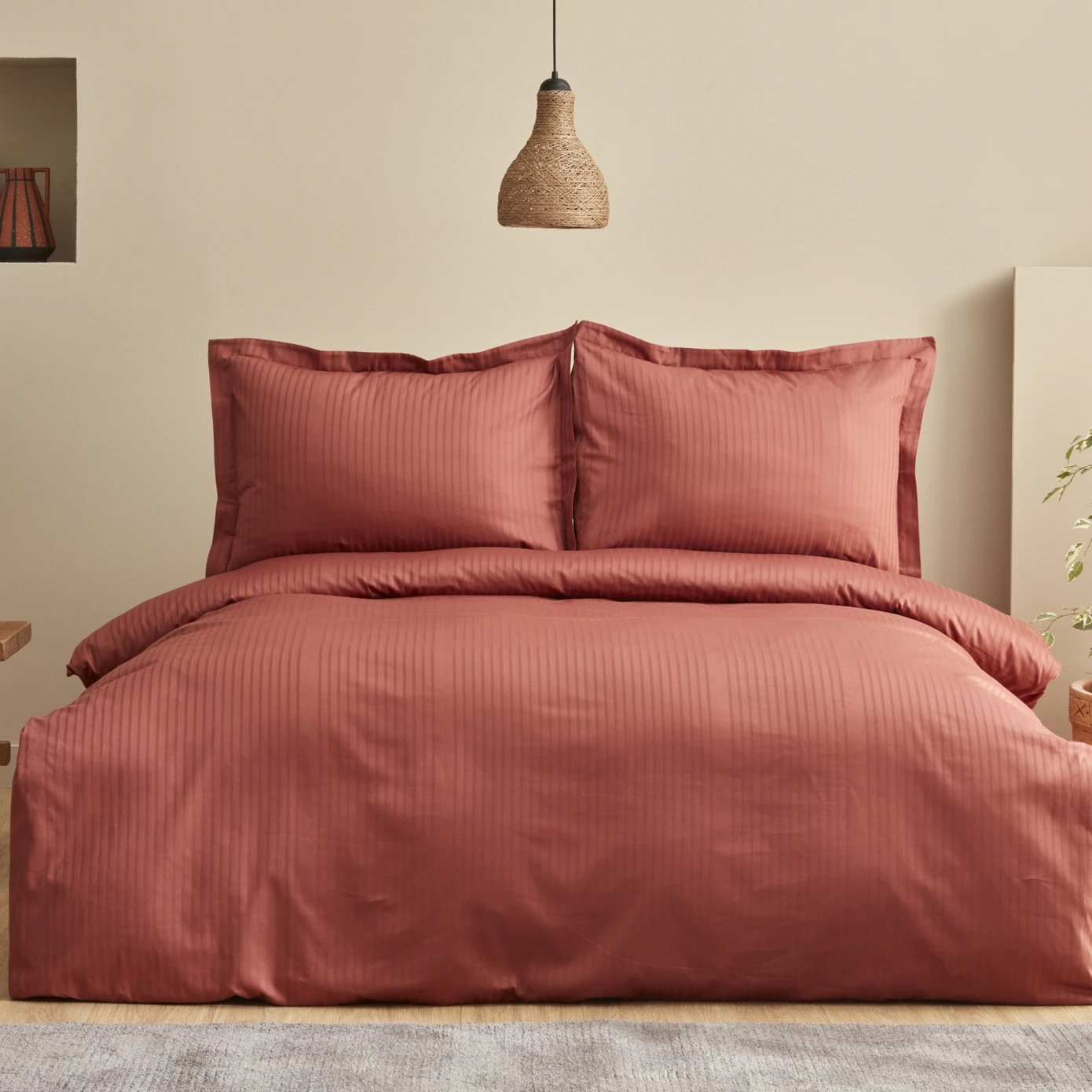 UNIQ TERRACOTTA 100% PMK SATIN DOUBLE KS DUVET COVER TKM