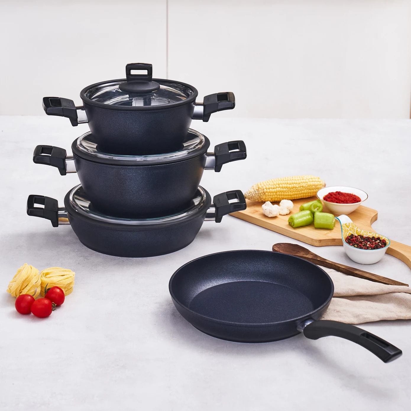 [153.09.01.3751] KARACA BIODIAMOND POWERFUL PLUS 5 PIECE COOKWARE SET