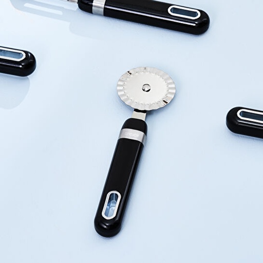 [1000161112002] KARACA MASTERMAID  HAMUR KESİCİ, SİYAH