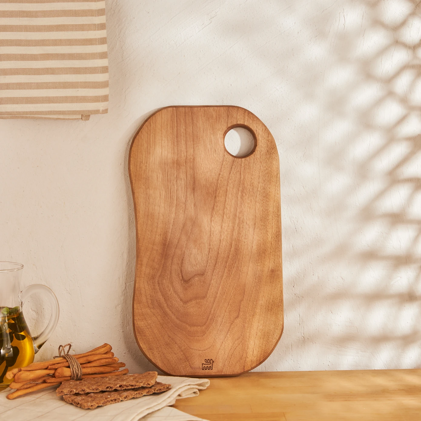 [153.03.09.0070] KARACA NOMI PRESENTATION BOARD