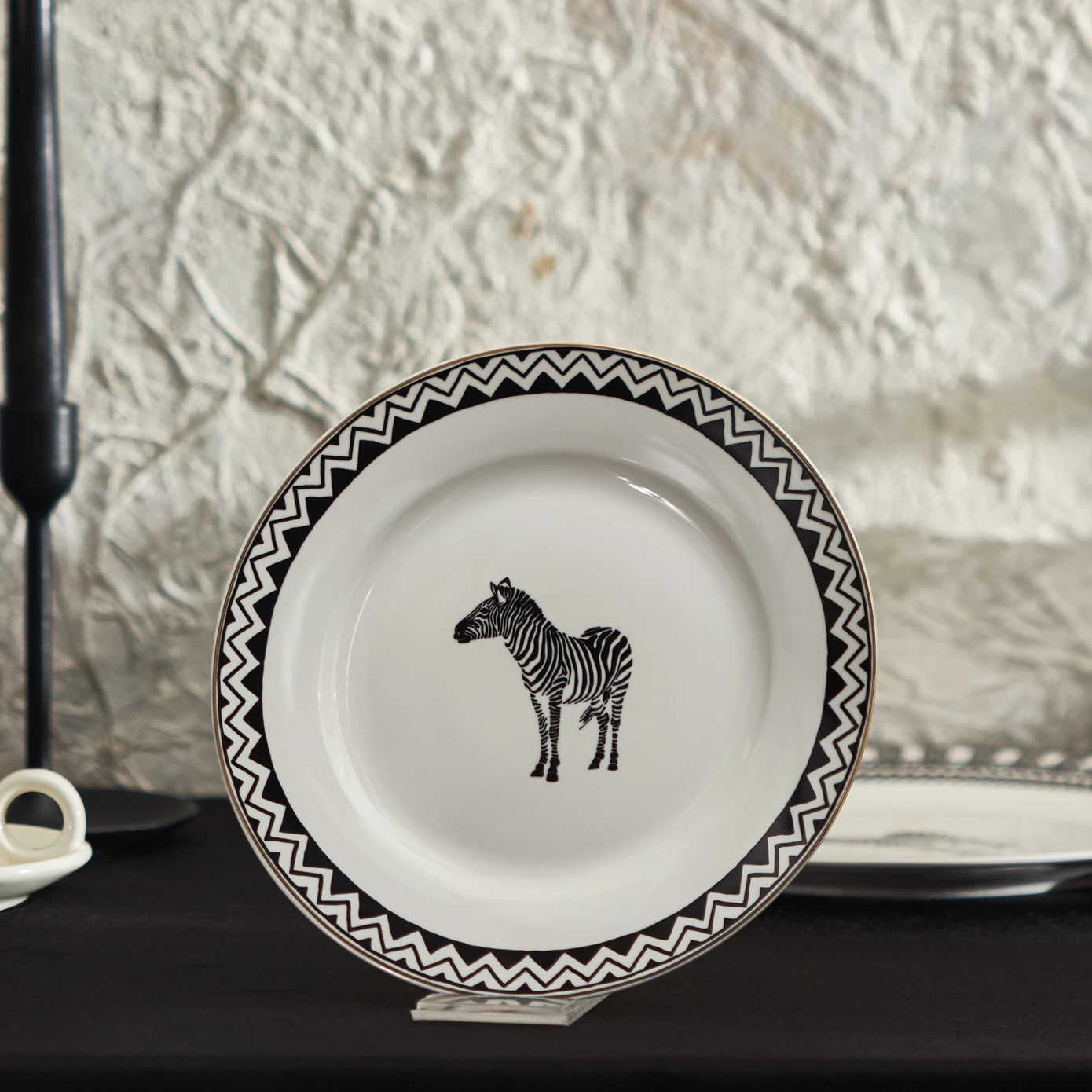 [153.09.01.0611] KARACA SILK ROAD ZEBRA CAKE PLATE 21 CM