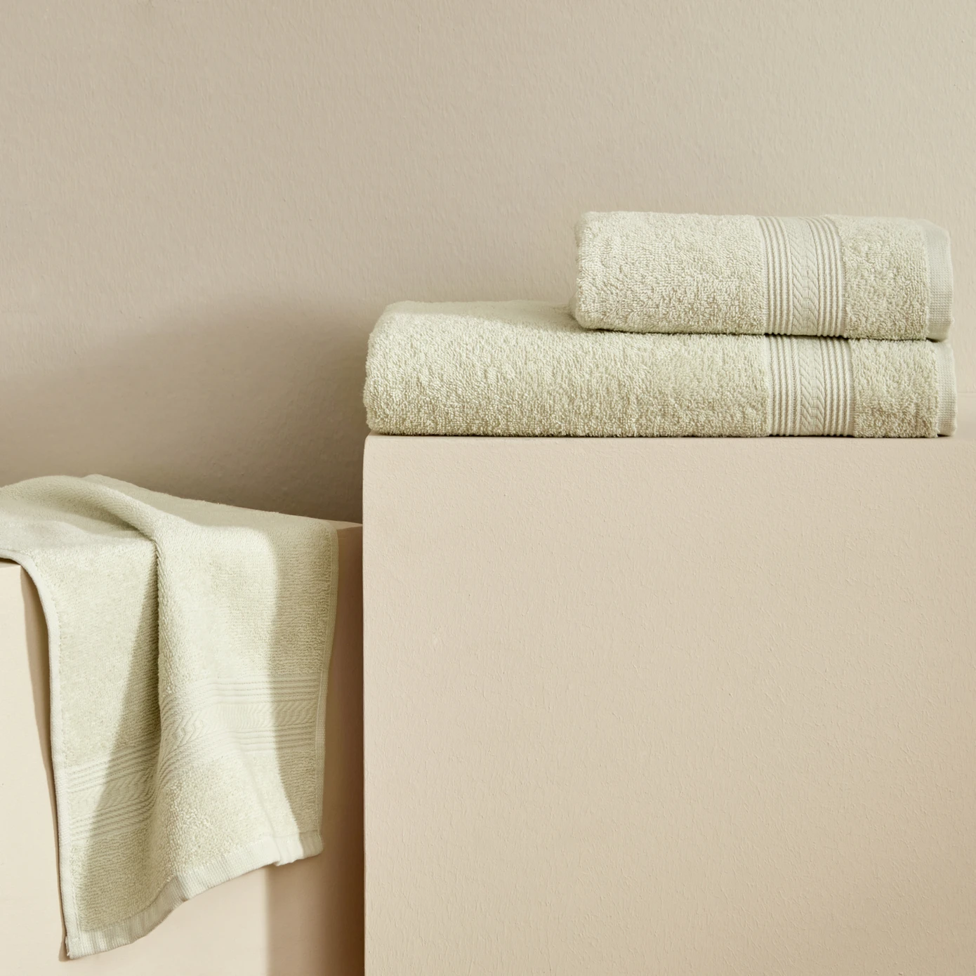 [200.22.12.0017] KH SOFT TOUCH ISLAND 100% COTTON 50X90 CM TOWEL